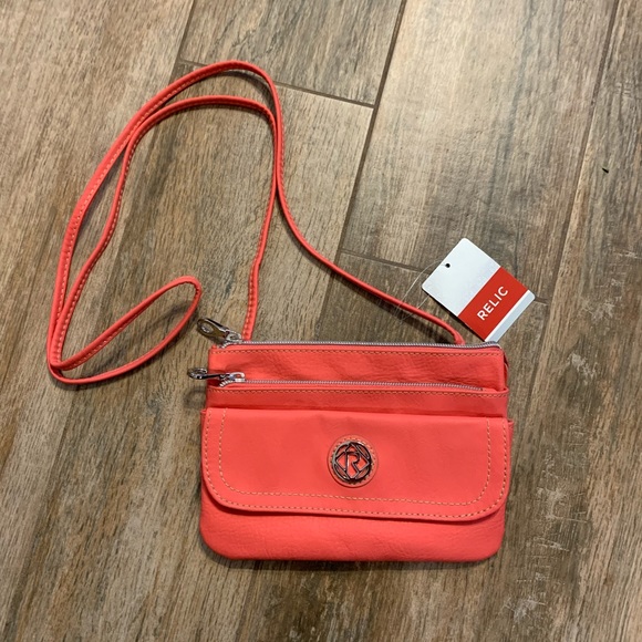 🌺Relic Mini Crossbody🌺 - Picture 1 of 7